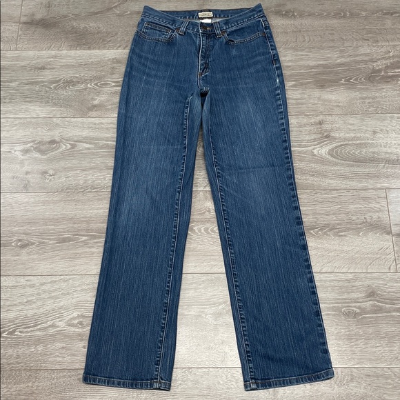 L.L. Bean Classic Mid Rise Straight Leg Denim Jeans 4 Reg - Picture 7 of 16